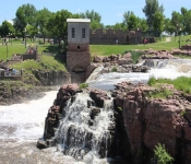 2016 05 29 SiousFalls Falls 042